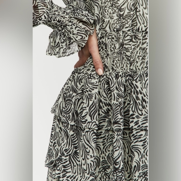 CINQ A SEPT Janelle long sleeve mini dress ruffly light green and black … - Picture 3 of 13